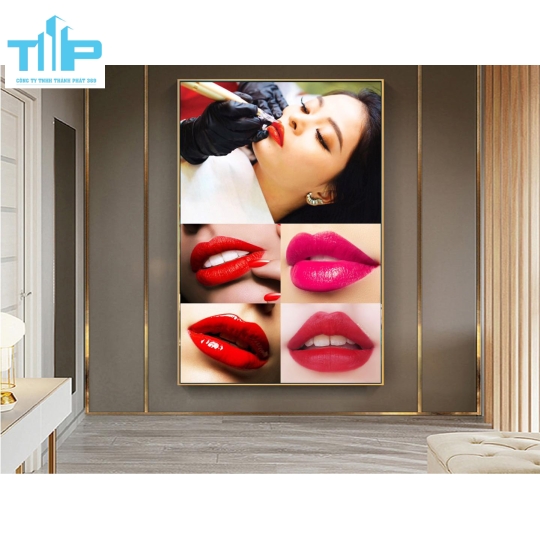 Khung tranh thẩm mỹ sang trọng chuyên về phun xăm môi cho spa thẩm mỹ viện