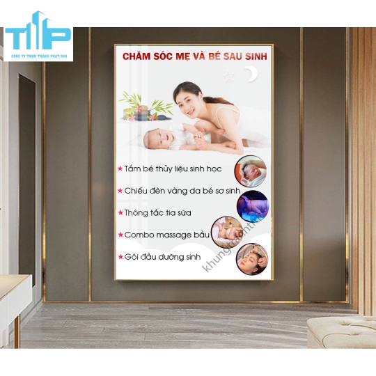 Khung tranh tráng gương -Chăm sóc và phục hồi sức khỏe cho mẹ và bé 