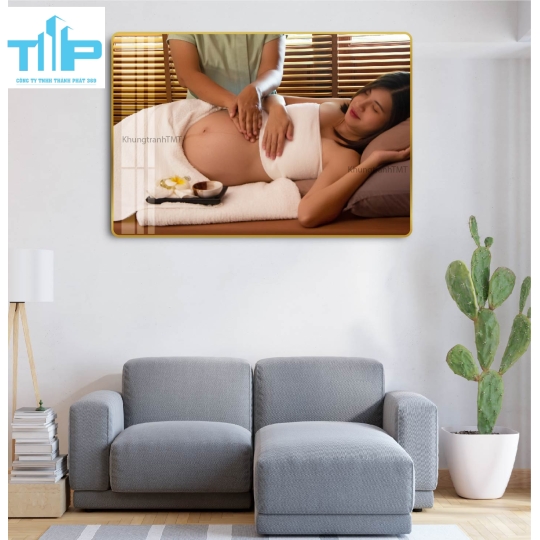 Khung tranh tráng gương -Massage, chăm sóc mẹ bầu
