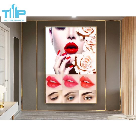 tranh sang trọng tráng gương cho spa thẩm mỹ viện vè phun xăm môi